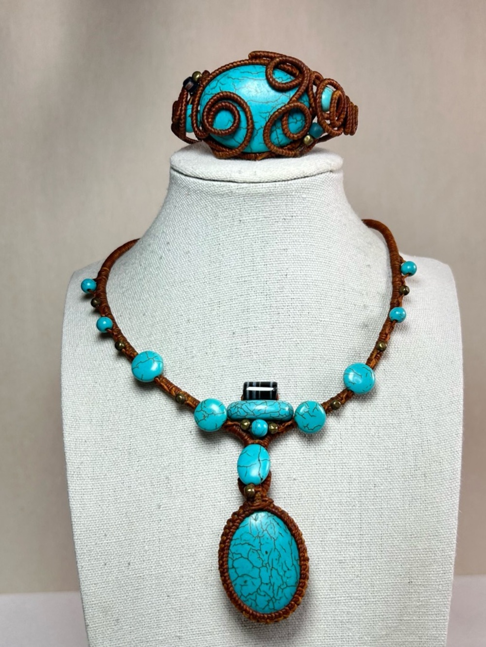 Artisan Macrame Turquoise colored stones Beaded matching Necklace cuff set